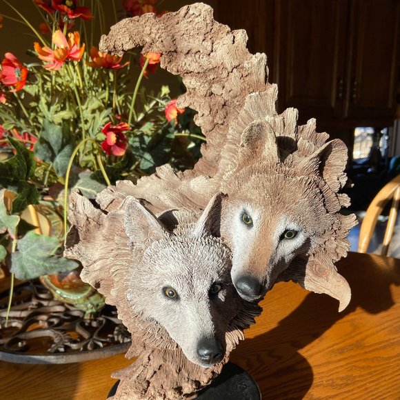 Retired Rick Cain Limited Edition ‘Dual Wolf’ Nature Sculpture #107/2000 - Picture 2 of 16